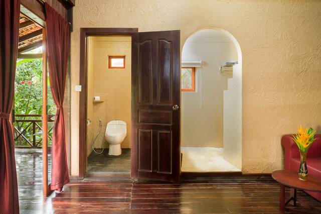 Terrace bungalow at Vanna Lodge, photo 7 of 13
