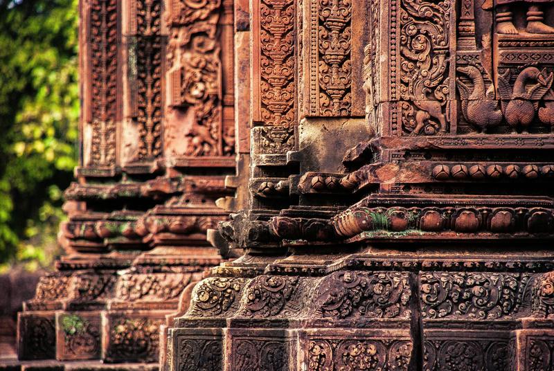Banteay Srei carvings