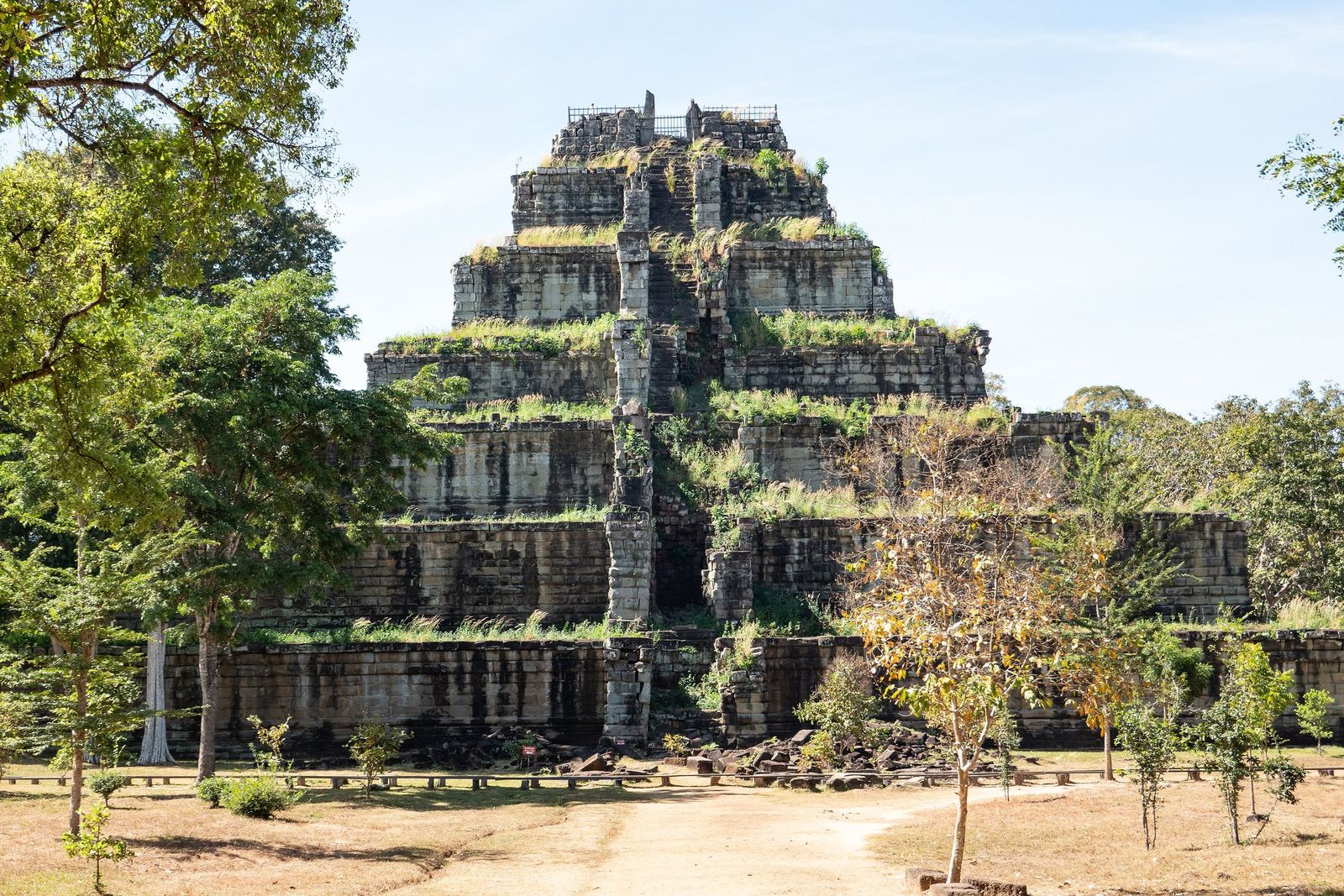 Koh Ker, the Prasat Thom pyramid